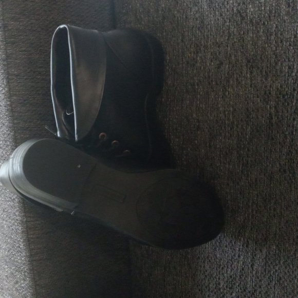 COMFORTVIEW Boots Size 7WW - Picture 3 of 6